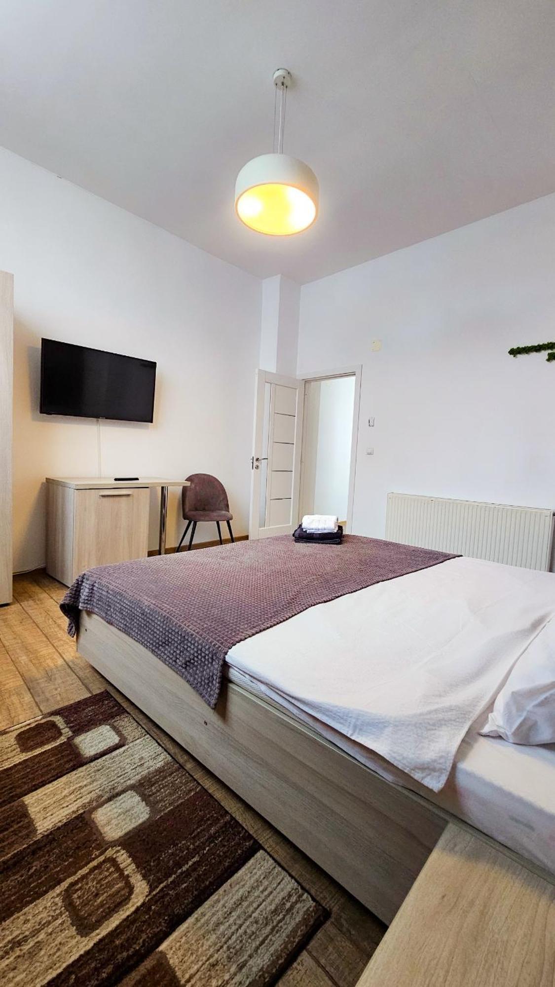 Neva Apartments Фэгэраш Экстерьер фото
